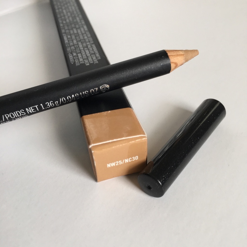 MAC Chromagraphic Pencil